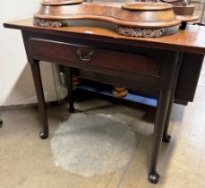 GEORGIAN MAHOGANY DROP LEAF TABLE WITH SINGLE DRAWER