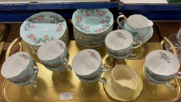 TRAY WITH QUANTITY ROSLYN TEA WARE & CARLTON JUG WITH DISH