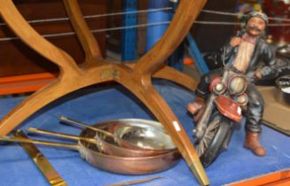 GRADUATED SET OF 3 COPPER PANS & NOVELTY MOTORBIKE & RIDER ORNAMENT