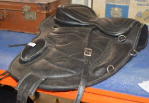 LEATHER SADDLE