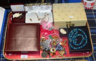 TRAY WITH ASSORTED COSTUME JEWELLERY