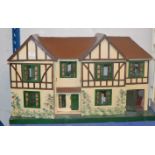 VINTAGE DOLLS HOUSE