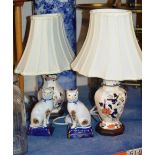 PAIR OF MASON'S POTTERY TABLE LAMPS & PAIR OF CERAMIC CAT ORNAMENTS