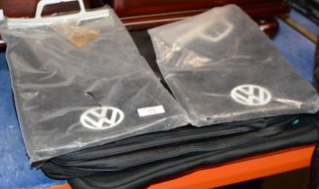 SET OF VOLKSWAGEN MUD FLAPS & 2 LAP TOP CASES