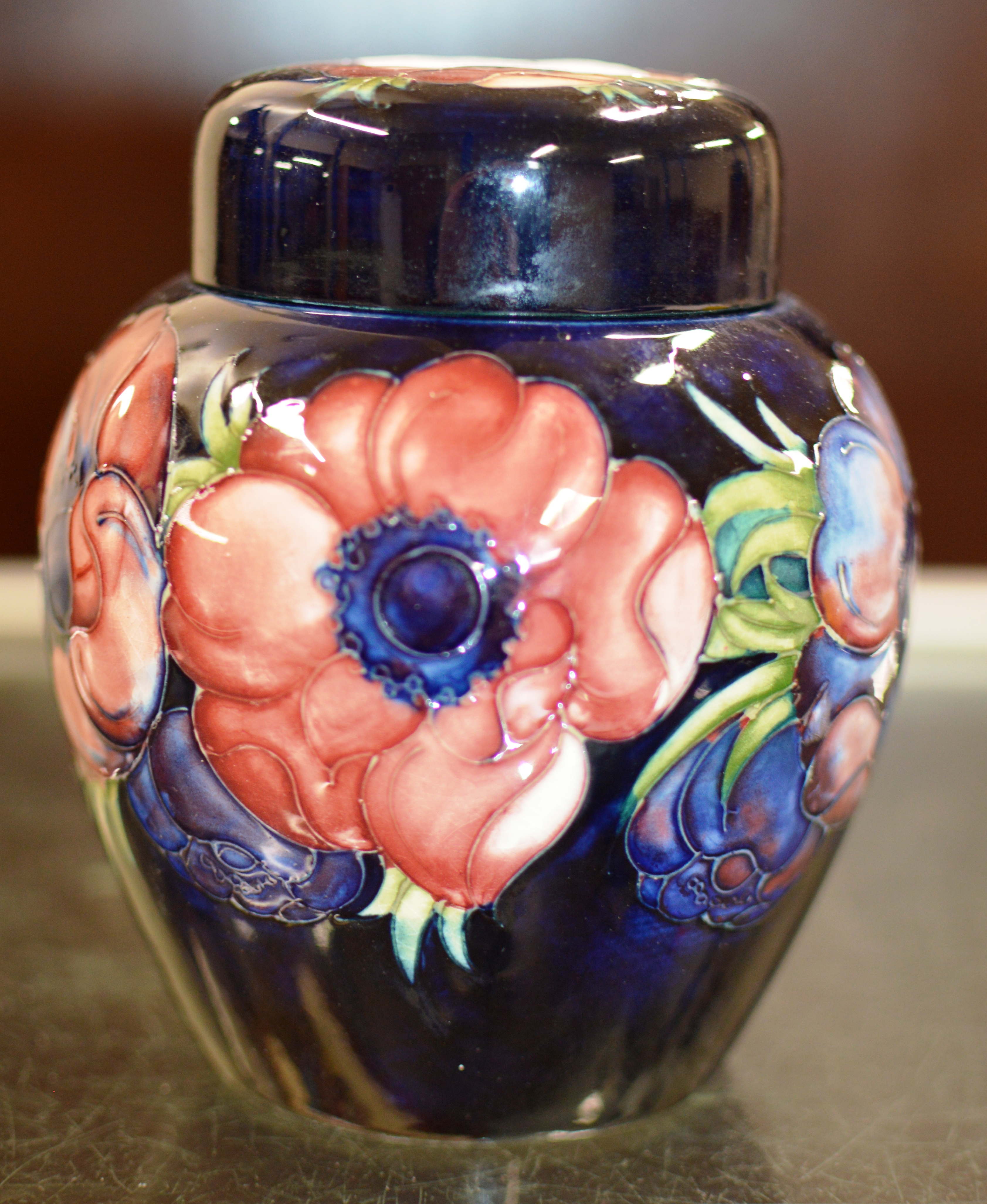 5½" MOORCROFT LIDDED GINGER JAR WITH ORIGINAL PAPER LABEL ON BASE AND LID