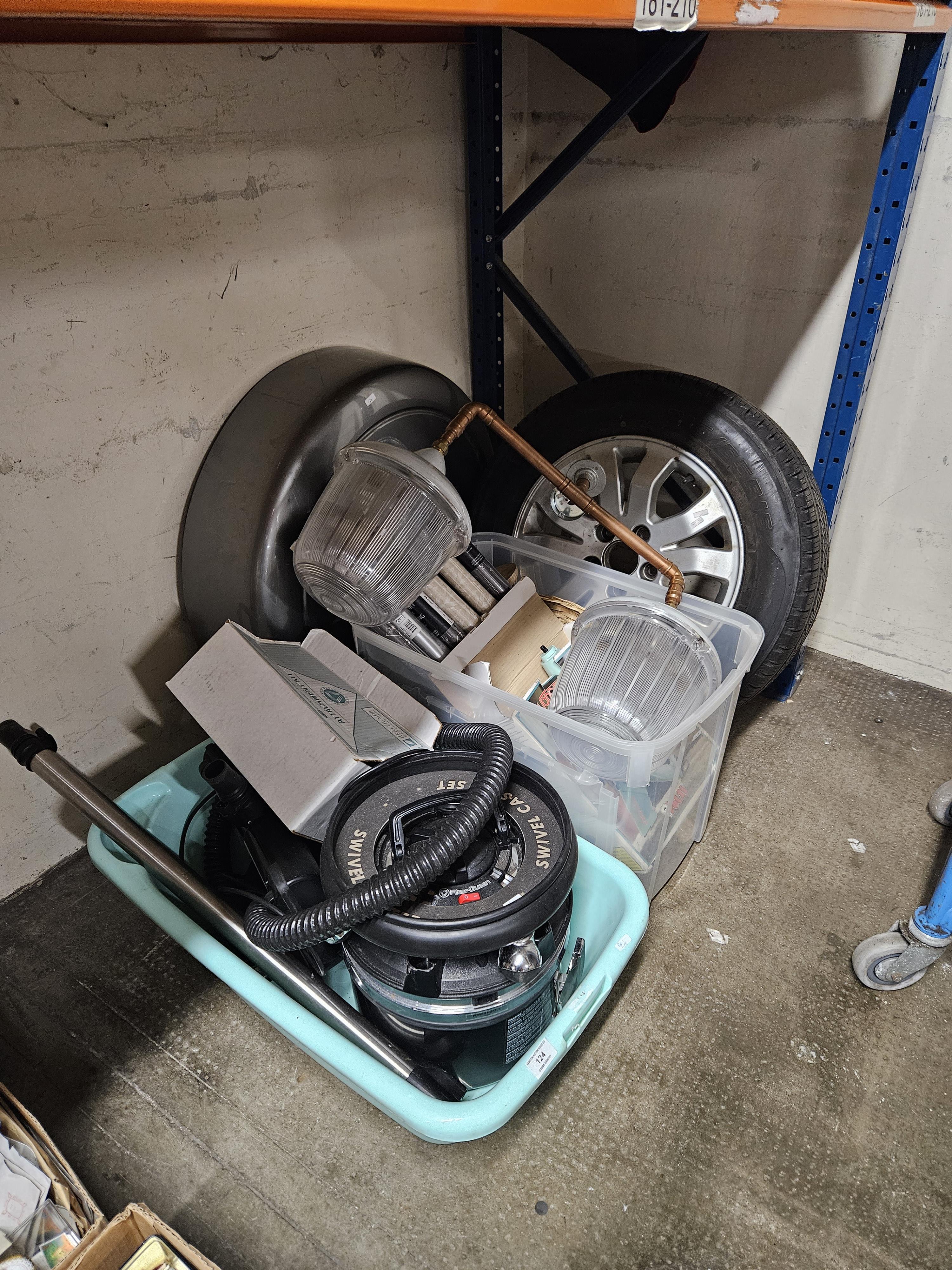 BOX CONTAINING CYLINDER CLEANER, DOUBLE BULK HEAD LAMP, HONDA ALLOY WHEEL AND TYRE WITH HONDA COVER,