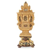 ITALIAN BAROQUE GILTWOOD RELIQUARY STAND