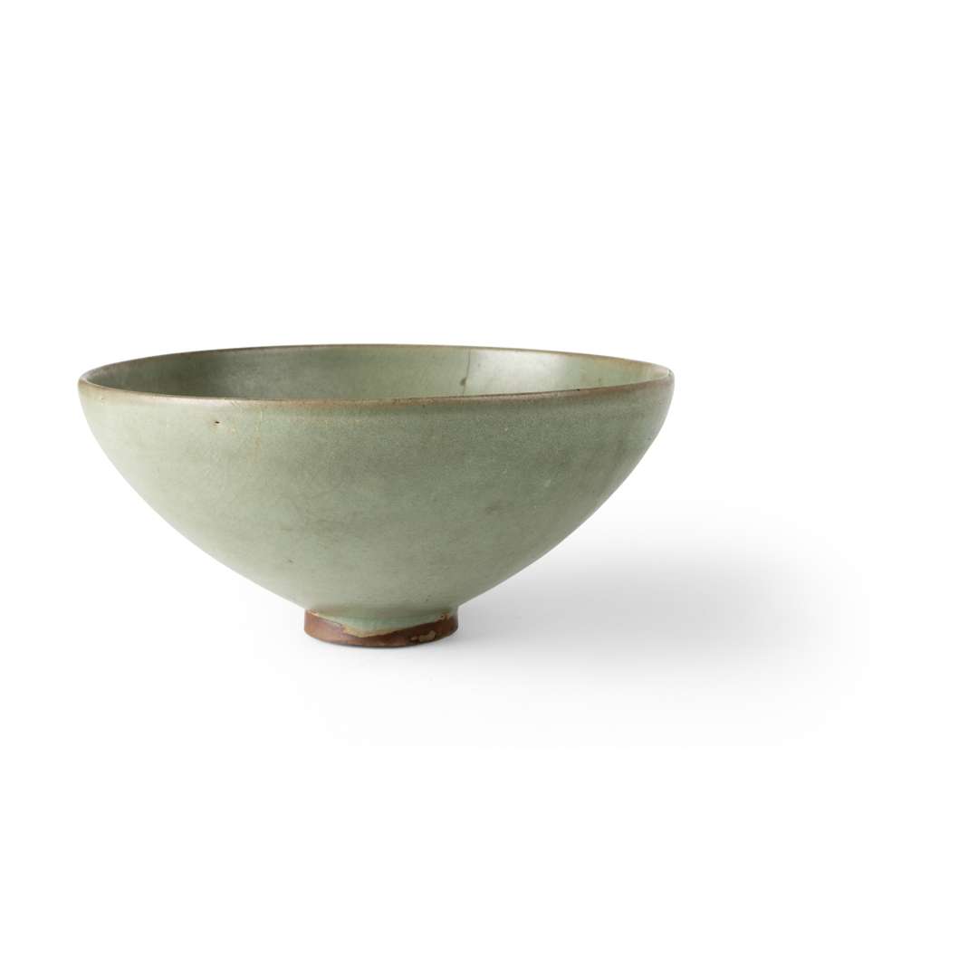 RARE GREEN 'JUN' BOWL - Image 2 of 10