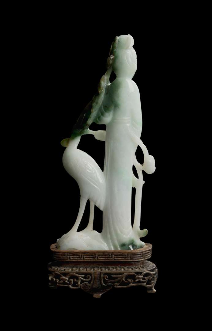 JADEITE CARVING OF MAGU - Bild 2 aus 2