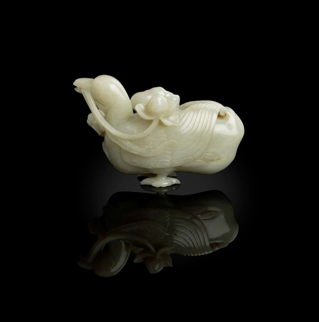 LARGE PALE CELADON JADE CARVING OF A DUCK - Image 2 of 3