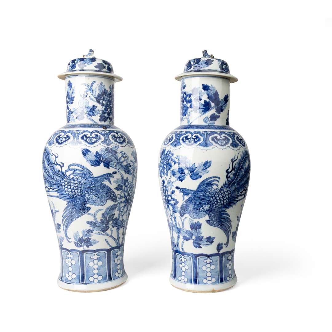 LARGE PAIR OF BLUE AND WHITE BALUSTER VASES WITH COVERS