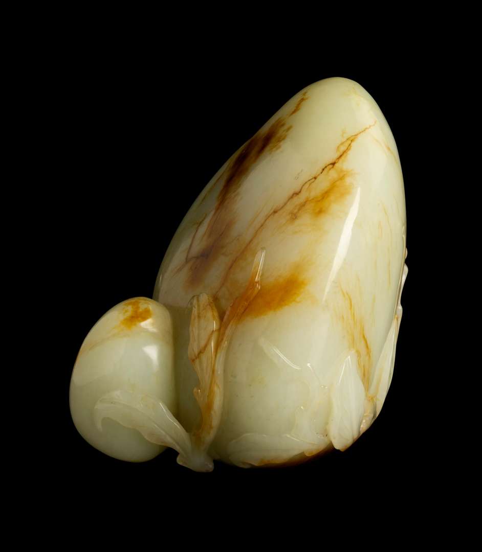 LARGE WHITE JADE WITH RUSSET SKIN CARVING OF PEACHES GROUP - Image 3 of 4