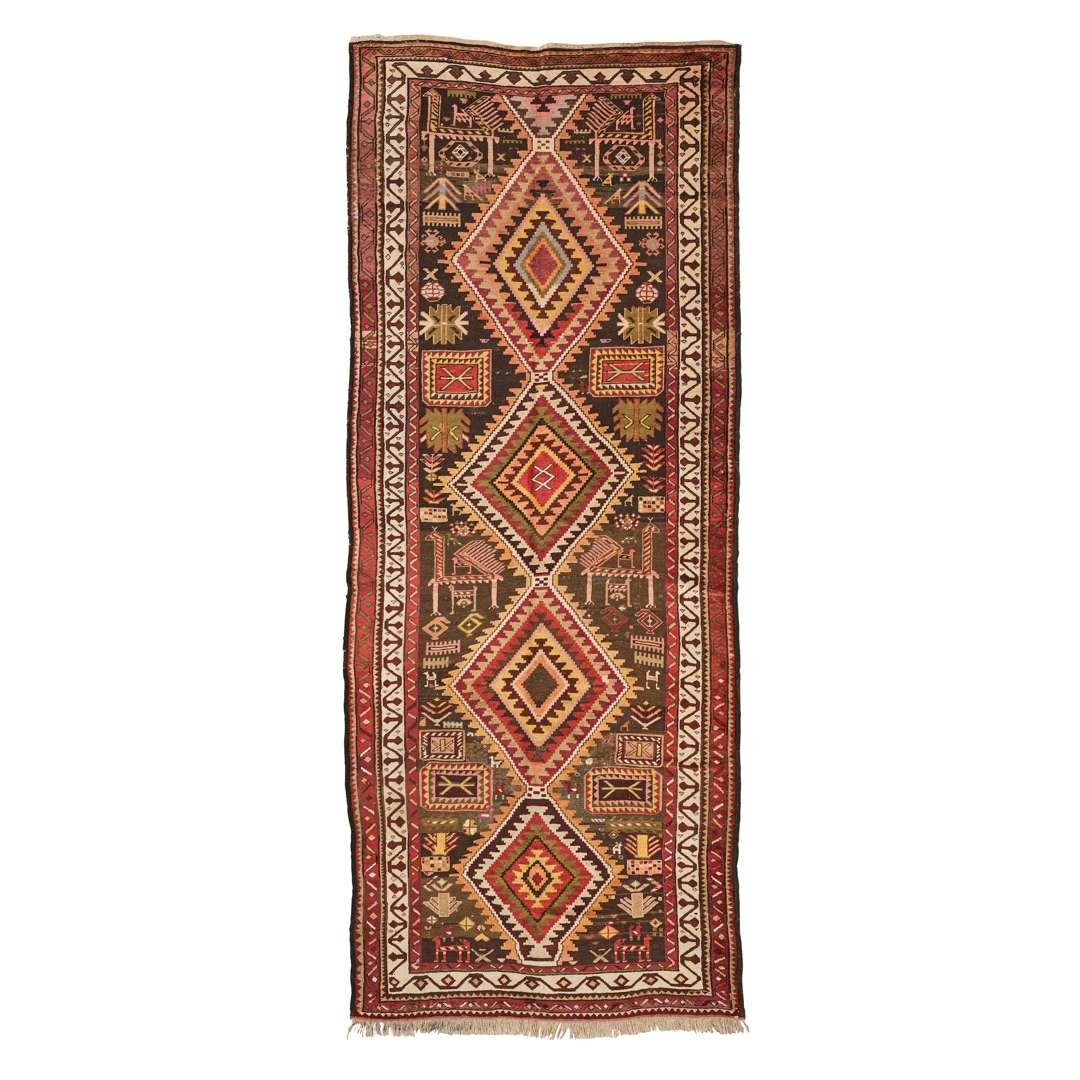 SHIRVAN LONG RUG