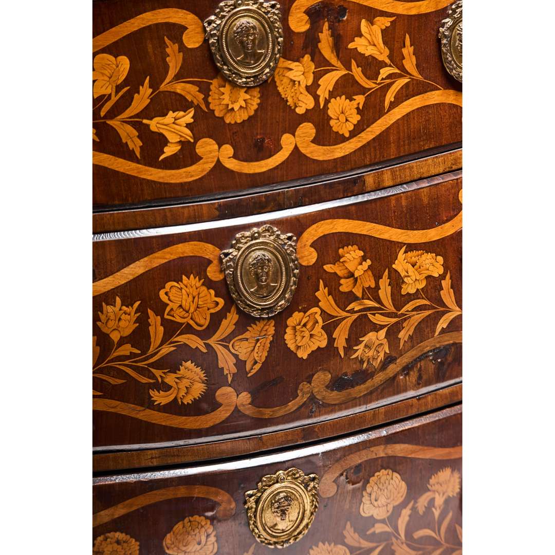 DUTCH WALNUT AND MARQUETRY SERPENTINE COMMODE - Image 9 of 10