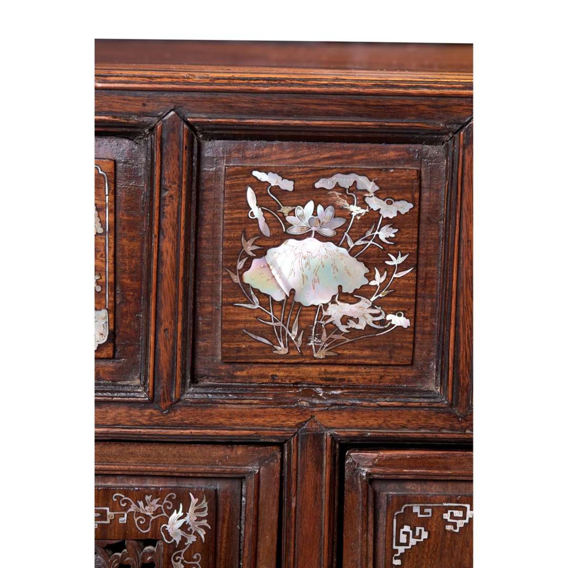 CHINESE HONGMU AND MOTHER-OF-PEARL SIDE CABINET - Image 10 of 12