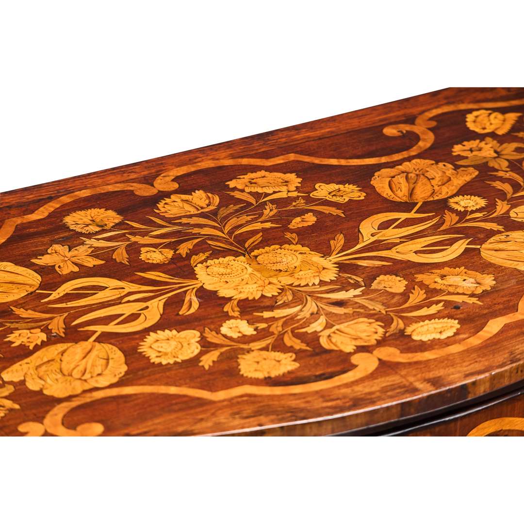 DUTCH WALNUT AND MARQUETRY SERPENTINE COMMODE - Image 3 of 10