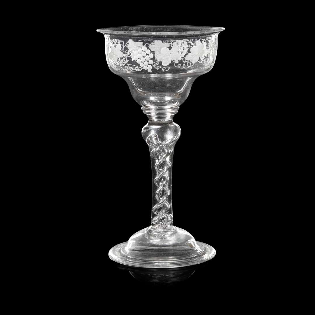 ENGRAVED AIR TWIST CHAMPAGNE GLASS