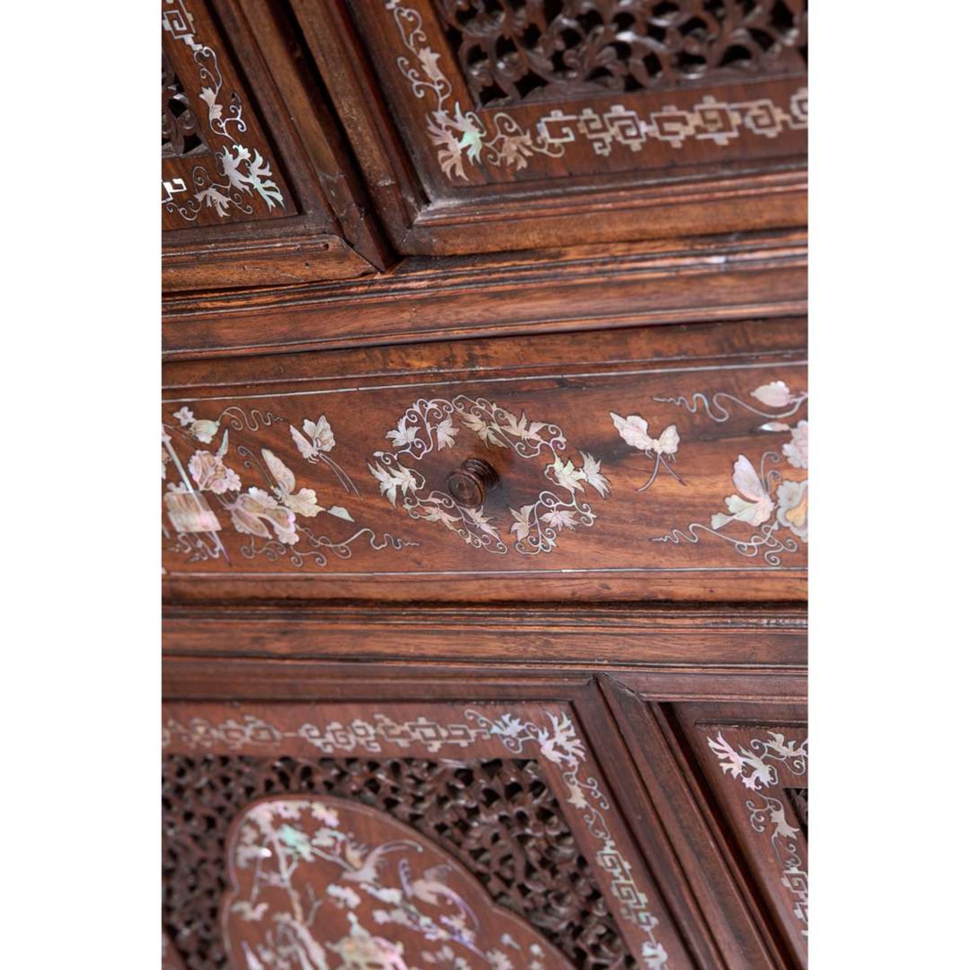 CHINESE HONGMU AND MOTHER-OF-PEARL SIDE CABINET - Image 6 of 12