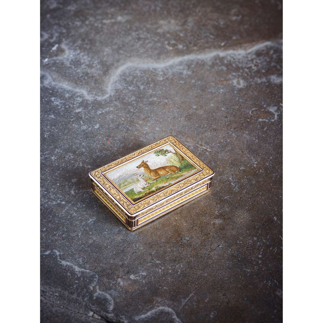 FRENCH GOLD, ENAMEL, AND ROMAN MICROMOSAIC SNUFF BOX, BY PIERRE ANDRE MONTAUBAN, PARIS - Bild 7 aus 10
