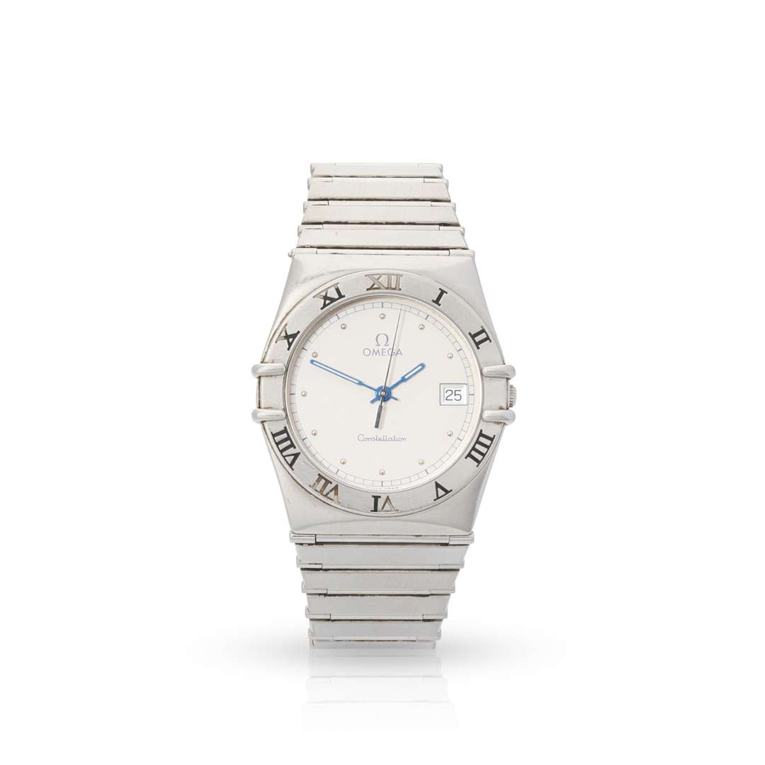 Omega. A stainless steel quartz bracelet watch