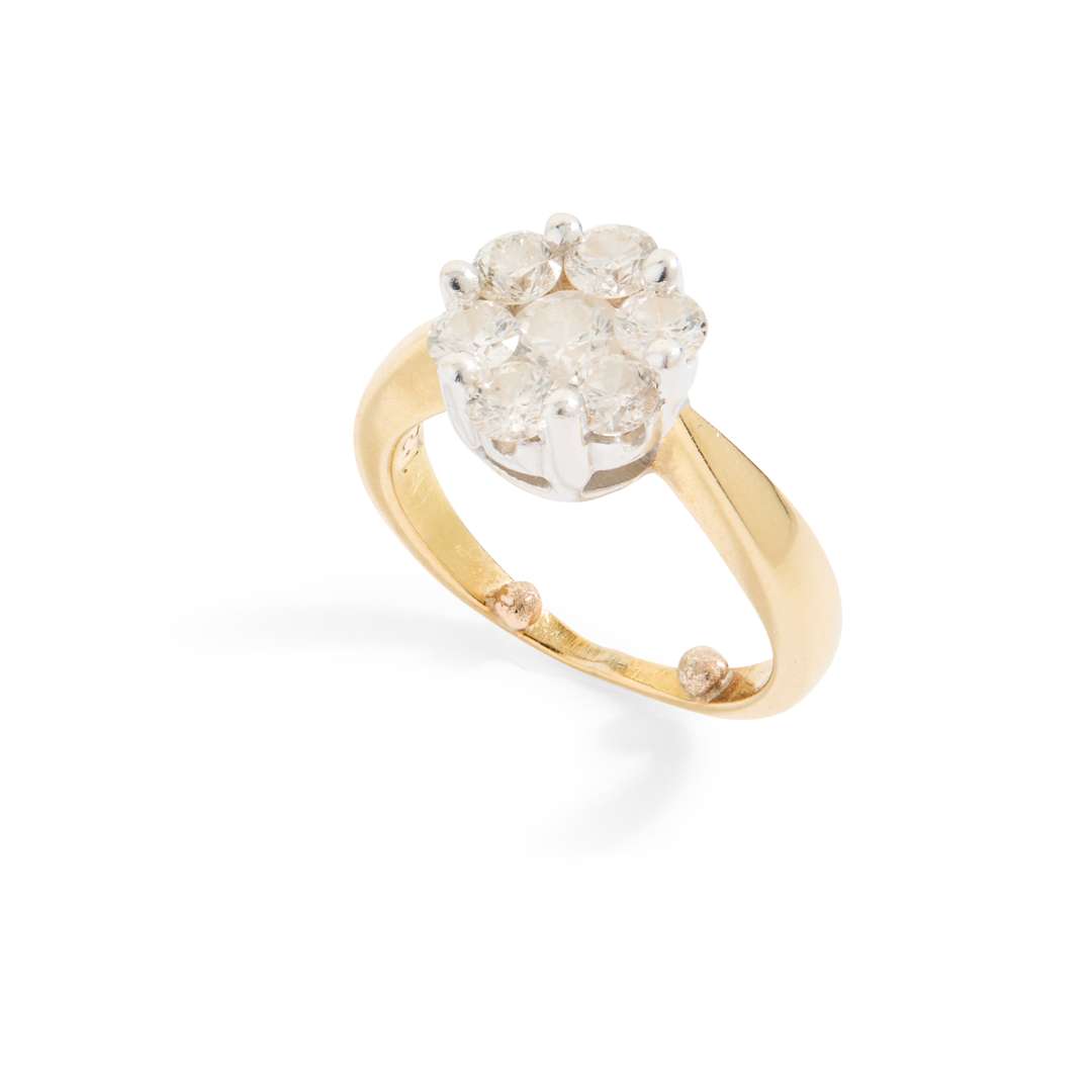 An 18ct gold diamond cluster ring