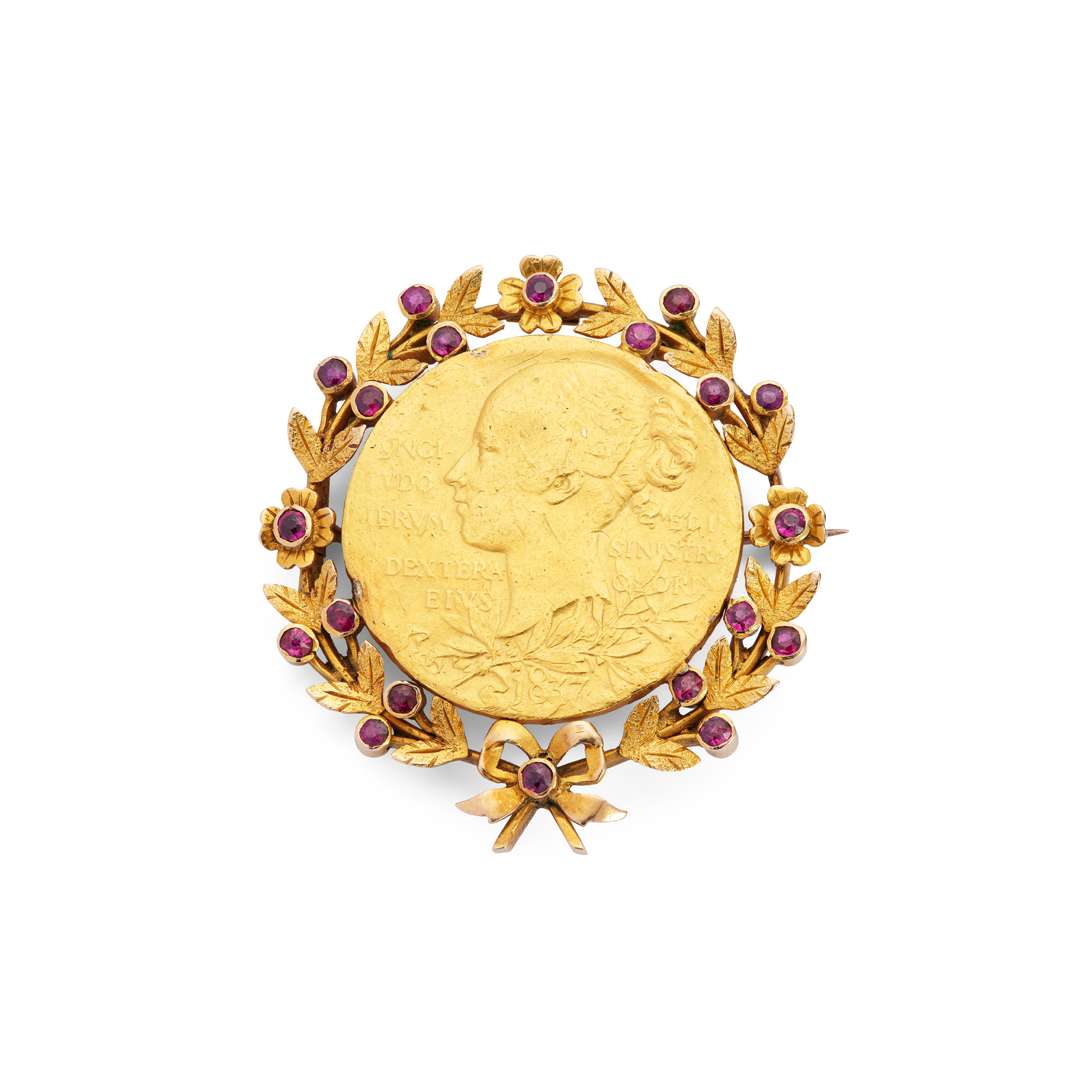 An 1897 Golden Jubilee Medallion brooch