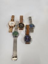 A collection of 5 gentlemen's watches