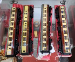 Four Hornby-Dublo WR Corridor Coaches with boxes. (4)