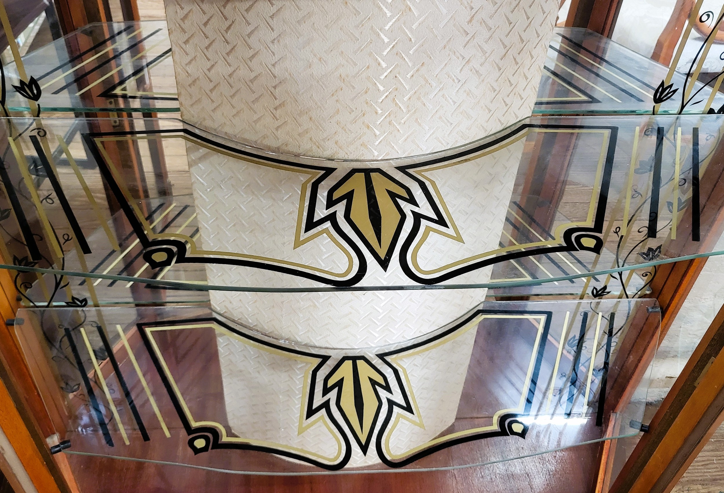 Art Deco bow front glass display cabinet with black and gold decoration to the two glass shelves. - Image 2 of 2