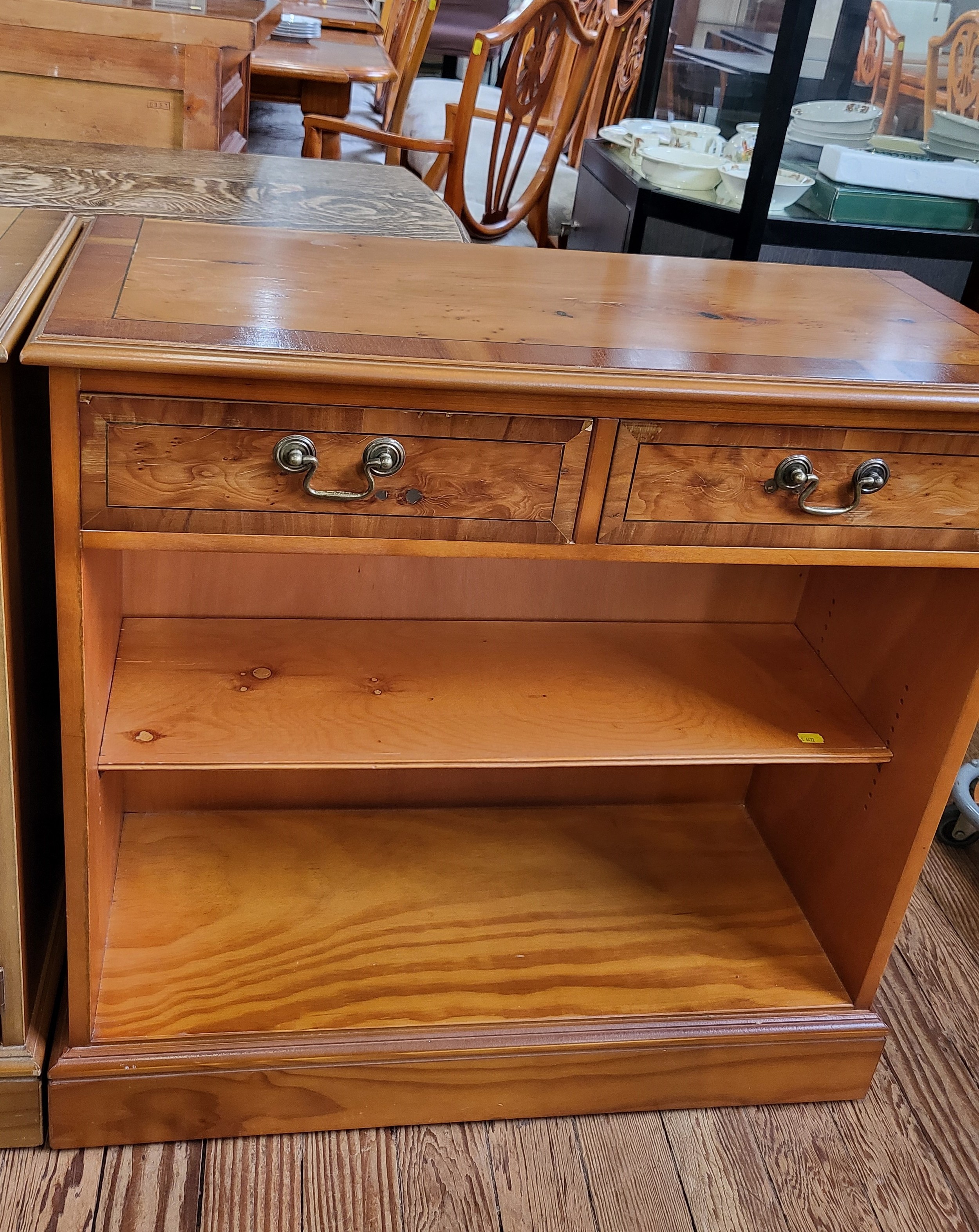 A small modern sideboard (78cm x 80cm x 34cm) and a modern bookcase (78cm x 80cm x 34) - Image 3 of 3