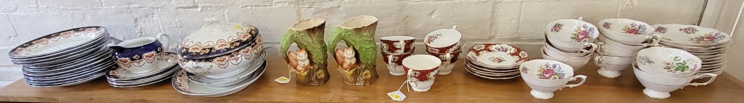A pair of Eastgate Pottery squirrel vases 15cm, Blair's 'Pearl' pattern dinner wares and two sets of