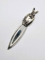 A silver Peter Rabbit bookmark. Approx 6cm.