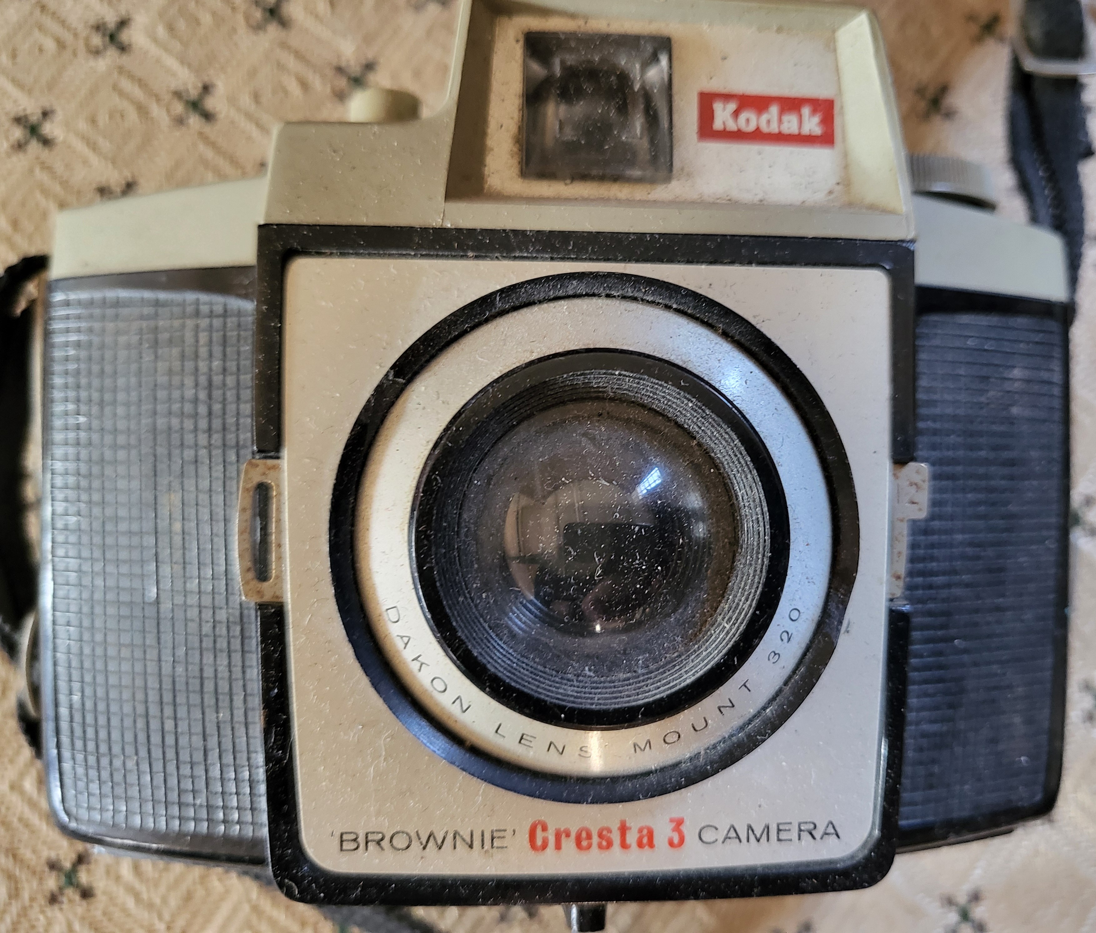 A collection of various cameras. - Image 11 of 11