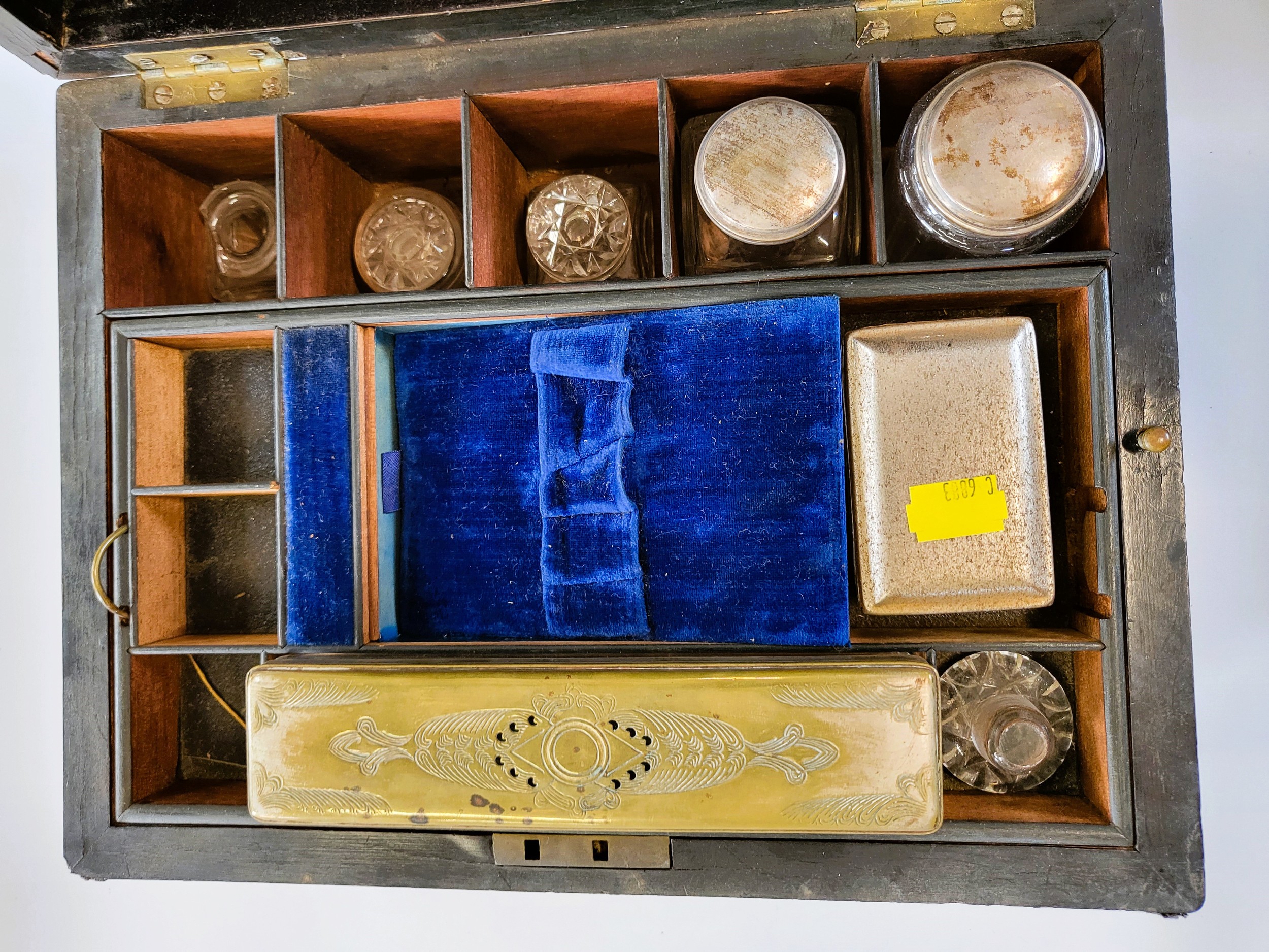 An inlaid wooden box, together with a group of glass bottles. - Image 2 of 6