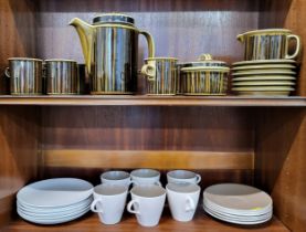 An Arabic 'Kosmos' coffee set and Poole cups, saucers, and plates. (33)