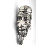 A walking cane handle in the form of a rabbi. Approx. 10cm x 10cm