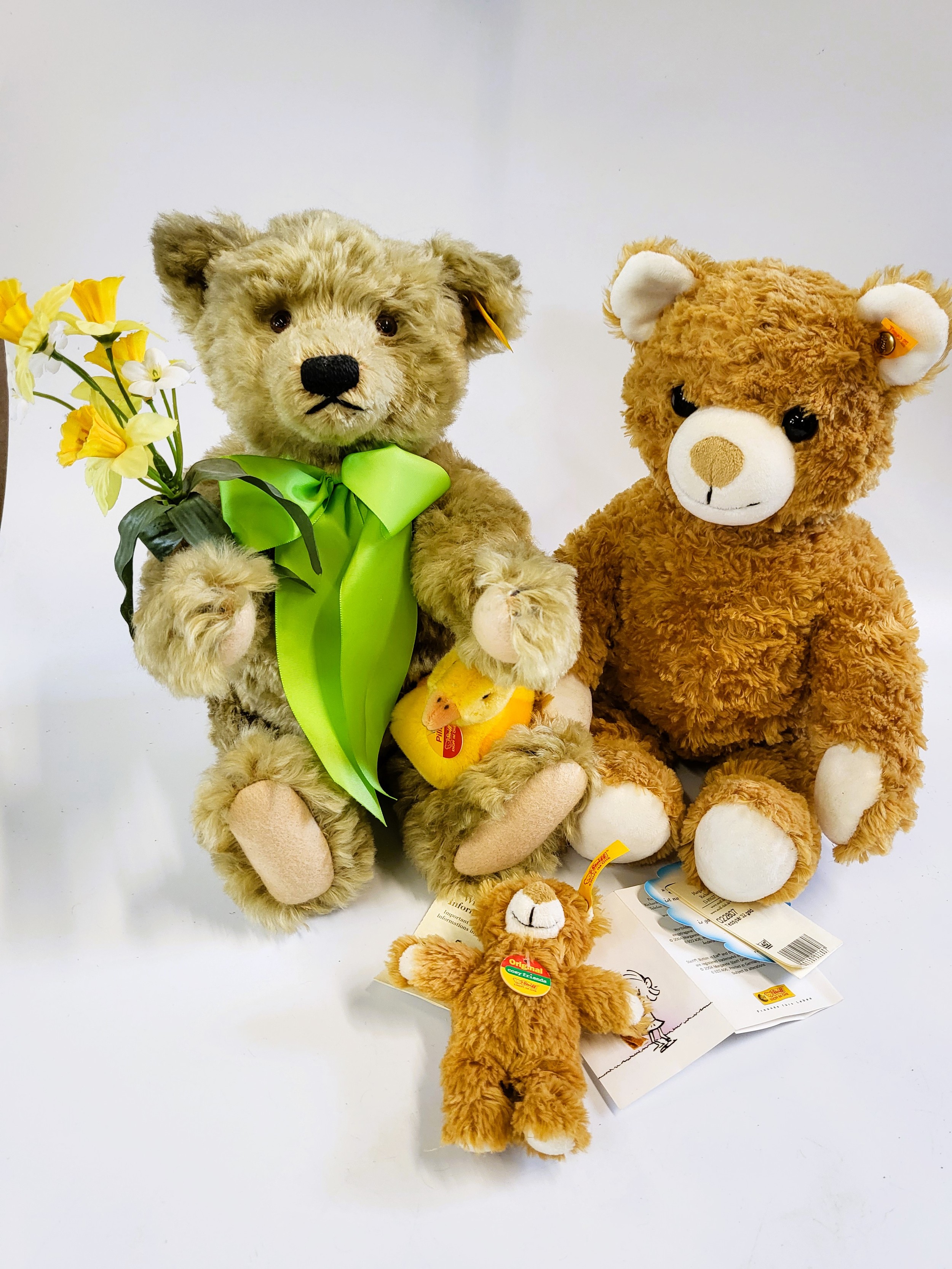 A Steiff Spring teddy Bear 35cm, and Gold teddy Bear 32cm. (2)