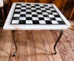 Onyx chess table