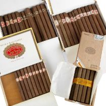 Cuban cigars to include a complete box of 25 Hoyo De Monterrey Flor Exrafina, 20 Hoyo De Monterrey