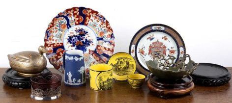 Collection of various ceramics to include: a Japanese Imari chrysanthemum dish, 30cm across, an