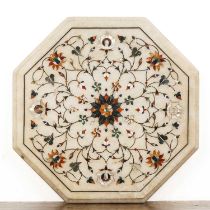 Agra octagonal pietra dura panel Indian, 19th Century, with malachite, mother of pearl and other