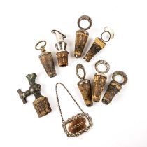 Collection of bottle stoppers to include some silver-plated stoppers and stoppers with the