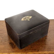 Black lacquer tea caddy Japanese, with a fan design on the lid and gold hiramakiye interior, 29cm