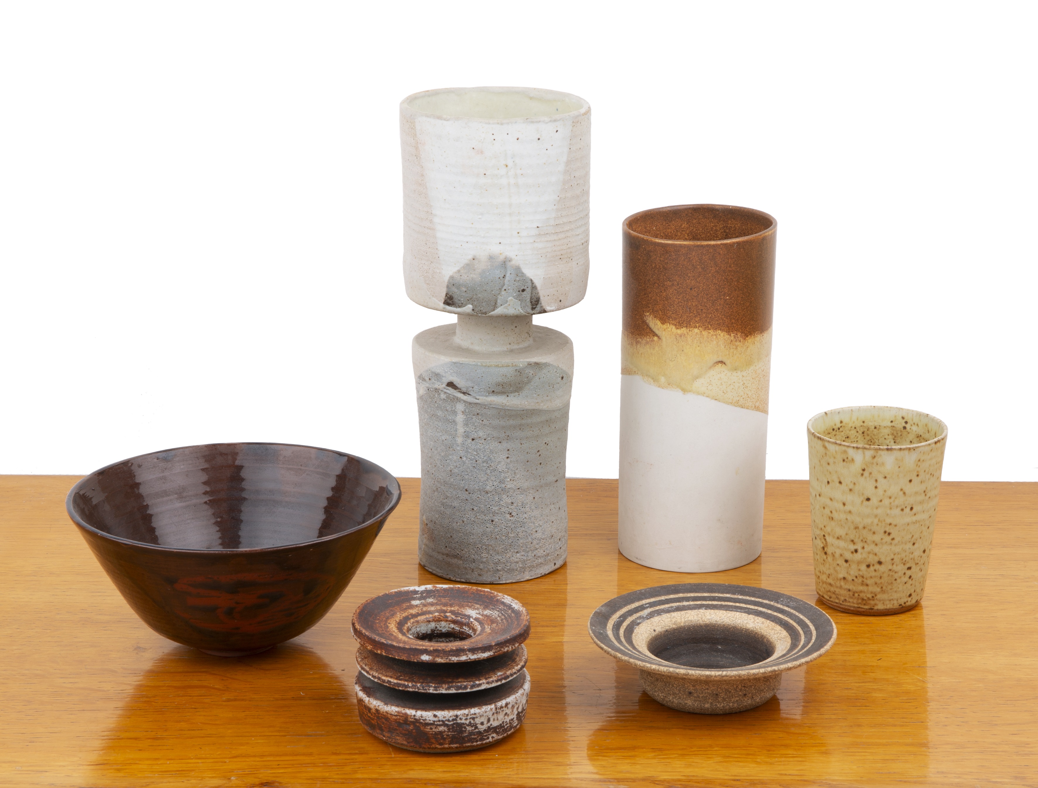 Mixed collection of studio ceramics and pottery, to include a small dish in the manner of Waistel