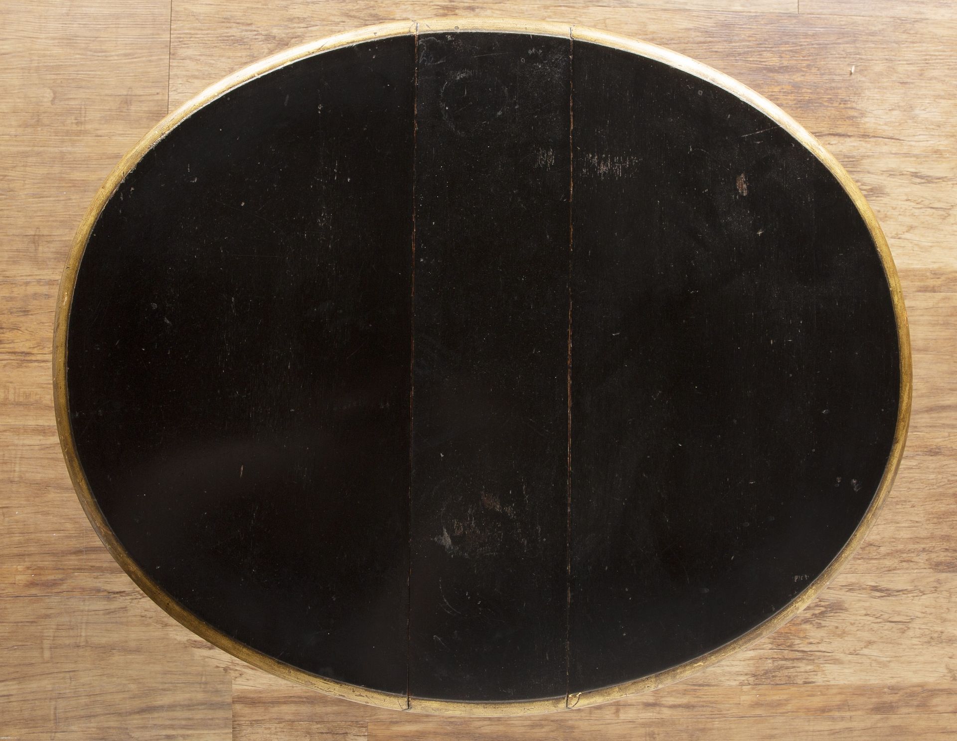 Aesthetic movement drop flap table with faux bamboo structure, ebonised with gilt painted detail, - Bild 4 aus 4