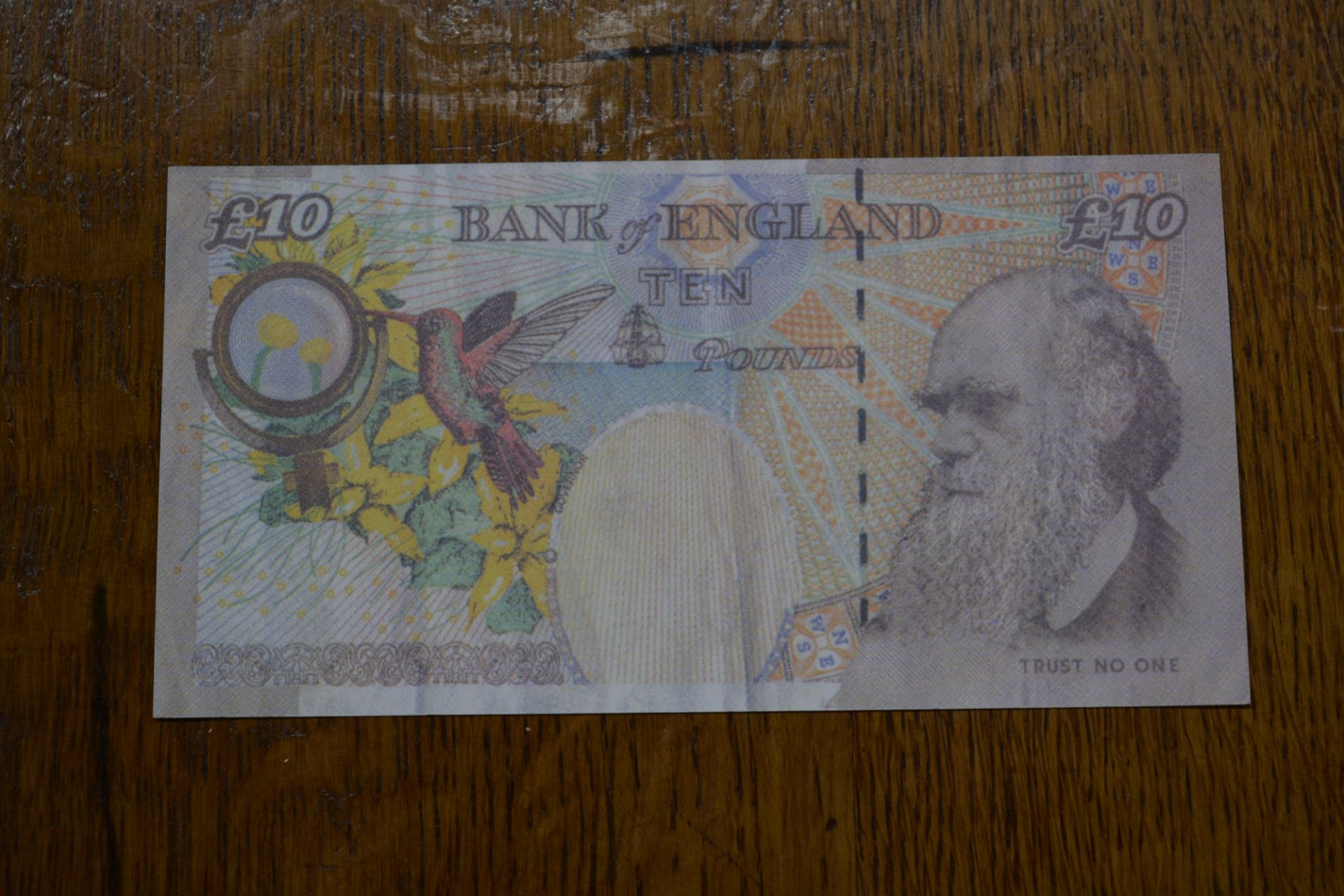 Banksy (b.1974) 'Di-Faced tenner', offset lithograph, 14cm x 7.5cm The note itself is in good - Bild 9 aus 11