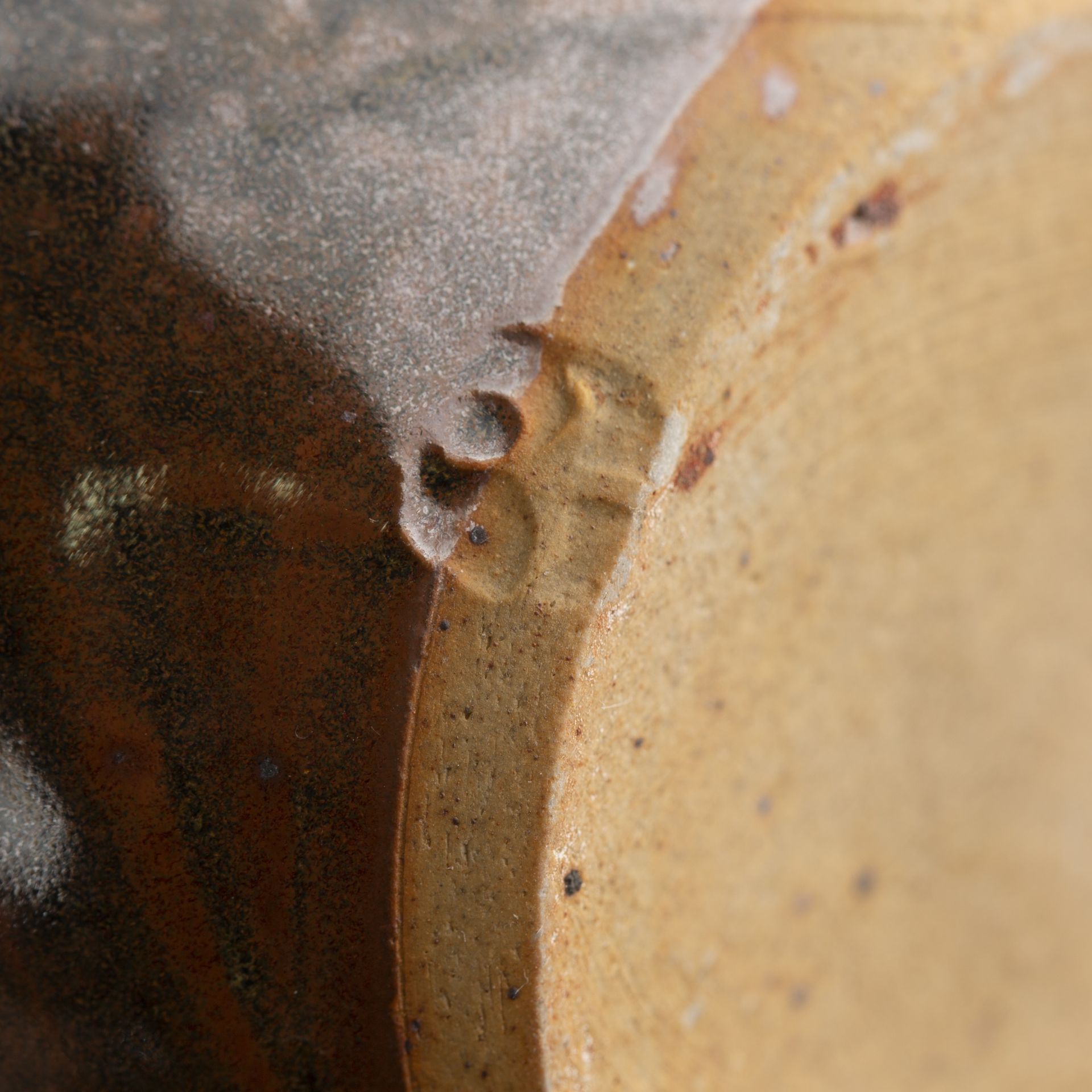 Sidney Tustin (1914-2005) at Winchcombe Pottery studio pottery vase with painted decoration, - Bild 6 aus 6