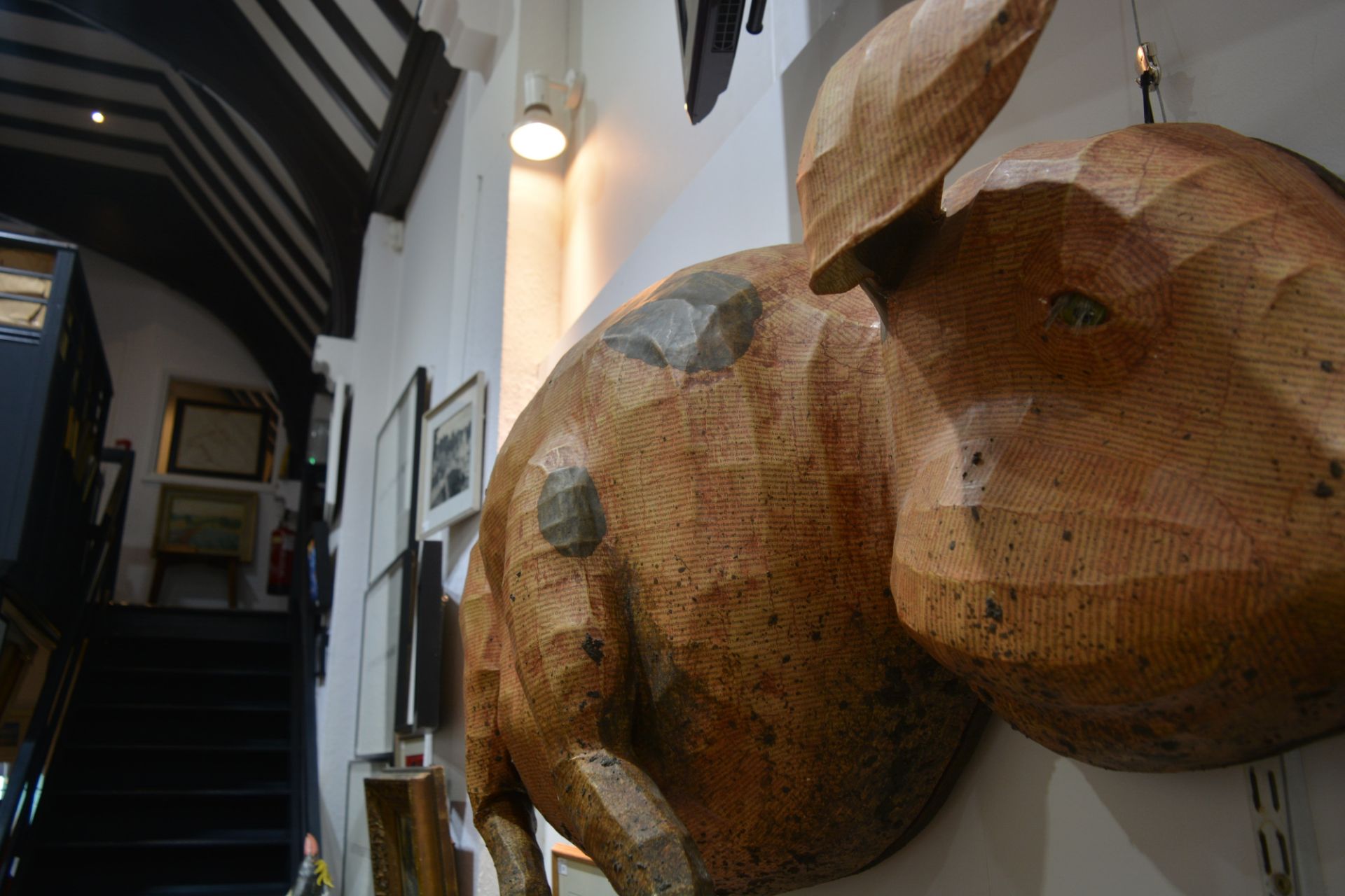 David Farrer (b.1968) 'Old spot pig', papier-mâché sculpture, serial number: 040323 on label to - Image 6 of 12