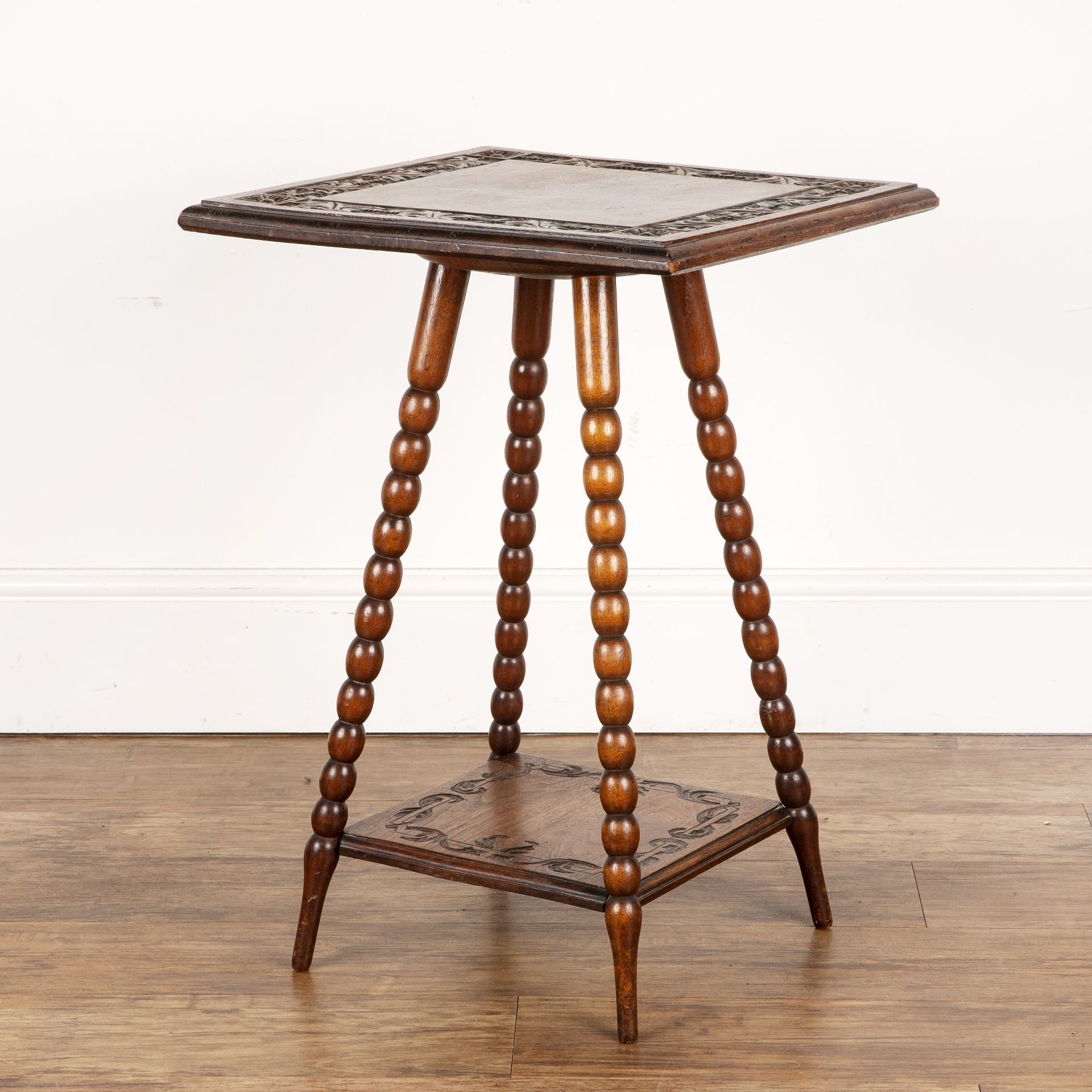 Aesthetic movement oak, side table with carved square top, on bobbin turned legs, 45cm wide x 65.5cm - Bild 3 aus 6