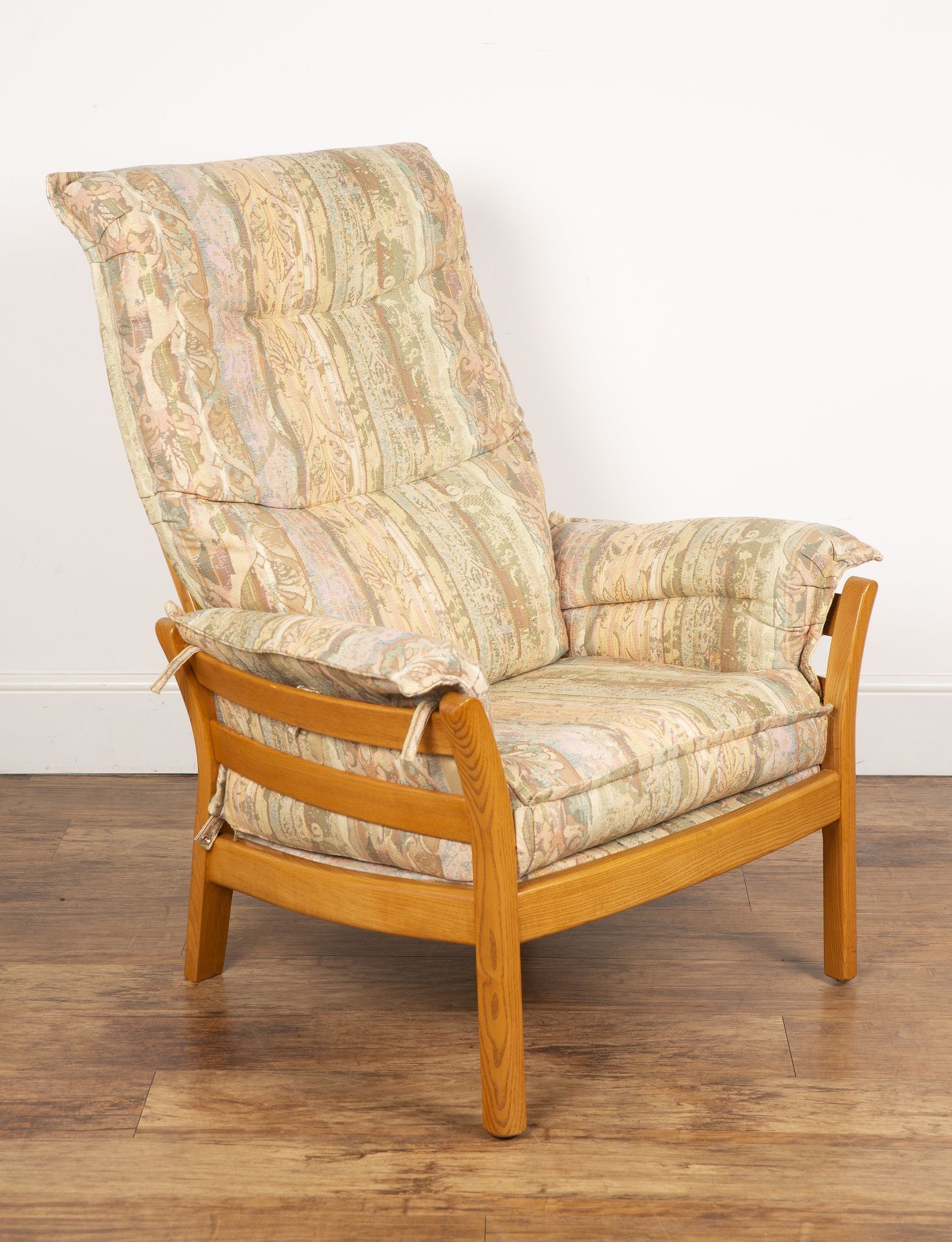 Ercol 'Saville' model '930' armchair, with labels to the seat, 103cm high overall including the - Bild 2 aus 4